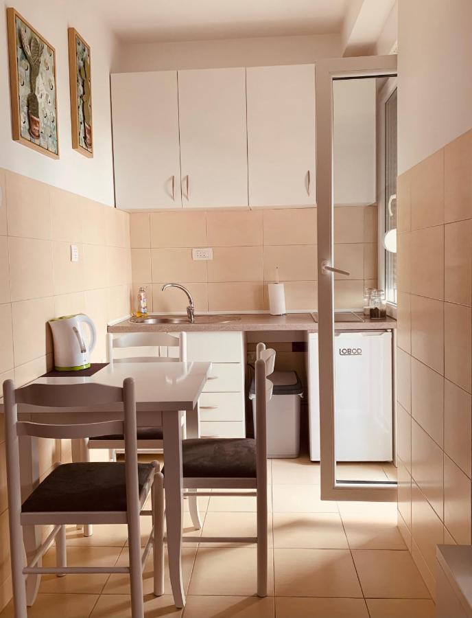Apartment Center Nikšić Esterno foto